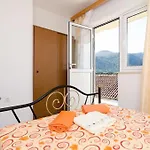And By The Sea Zuljana, Peljesac - 256 ゲストハウス Žuljana